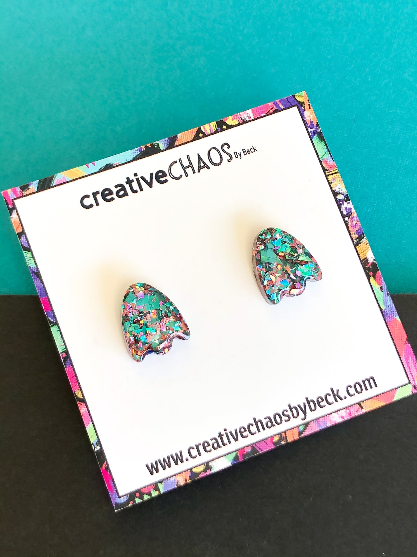 Tulip Multicoloured Glitter Midi Stud