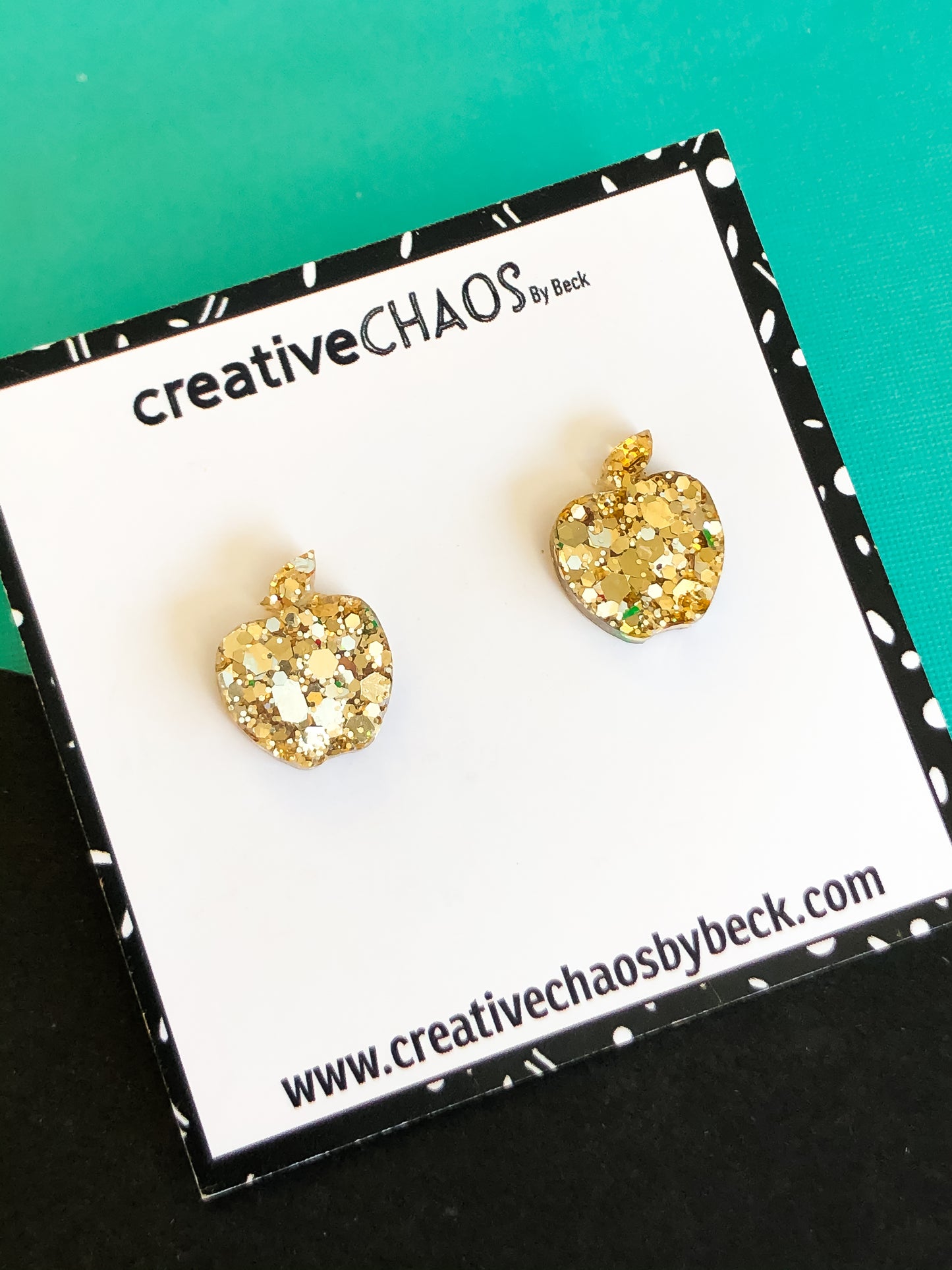 Gold Glitter Apple Midi Stud