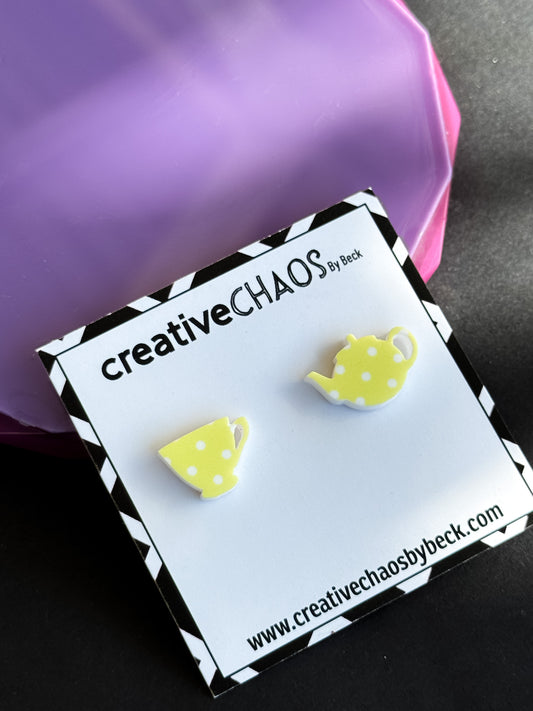 Tea Cup and Tea Pot (Yellow)