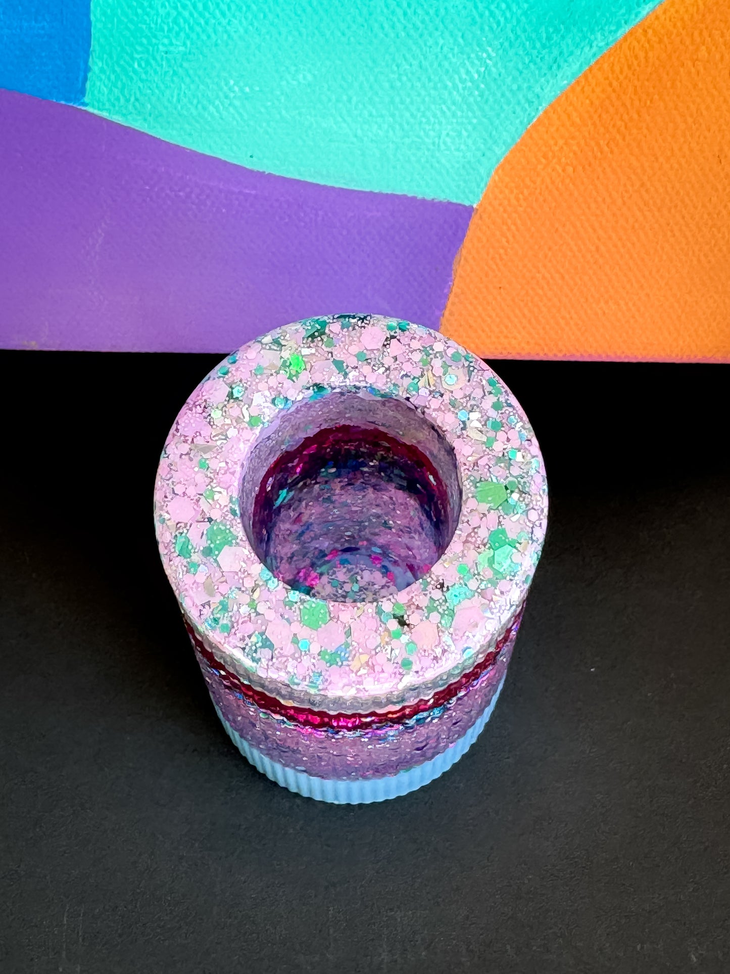 Colourful Resin Mini Vases: Glitter and Glamour 🌈✨