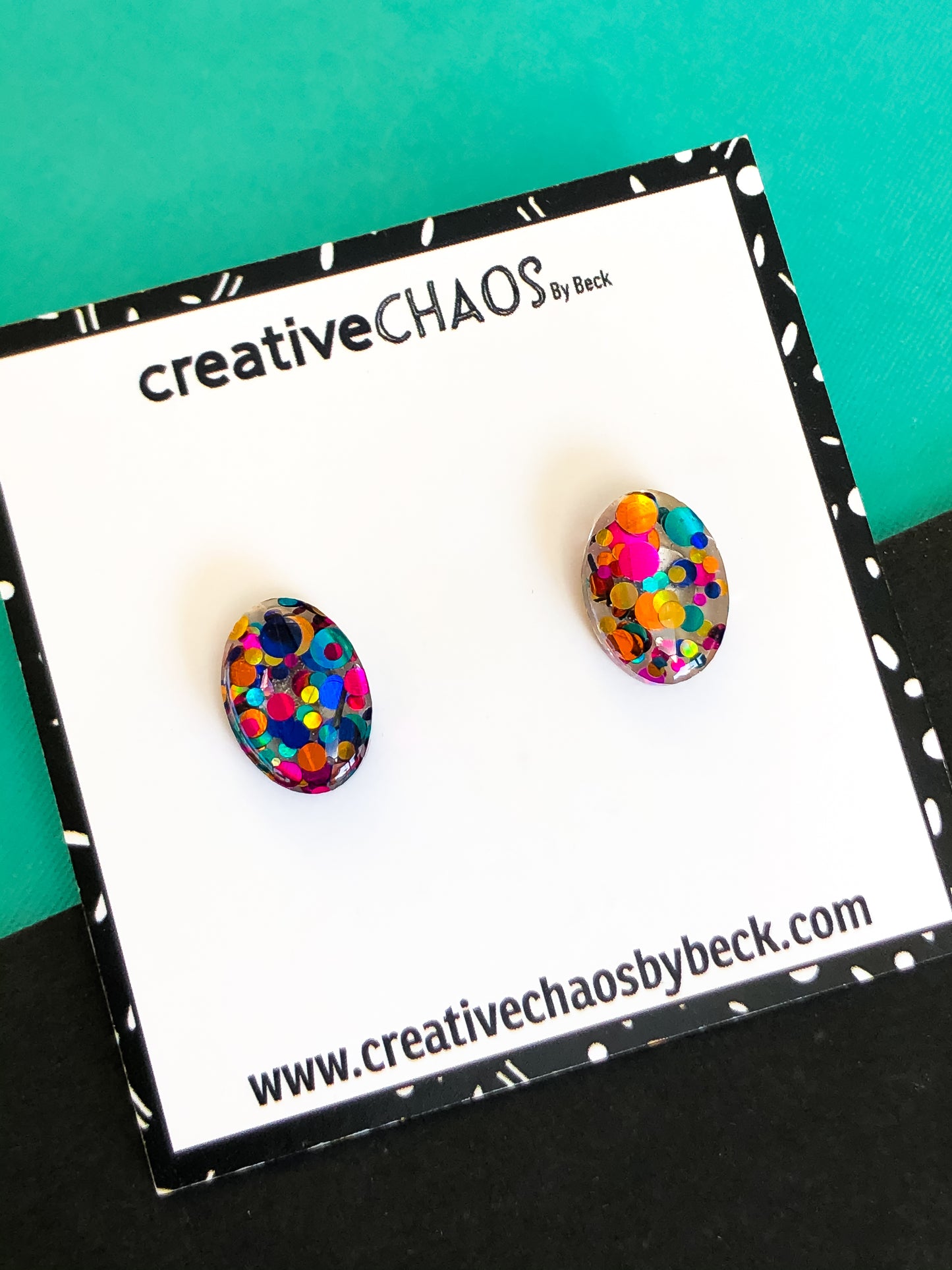 Multicoloured Glitter Oval Midi Stud
