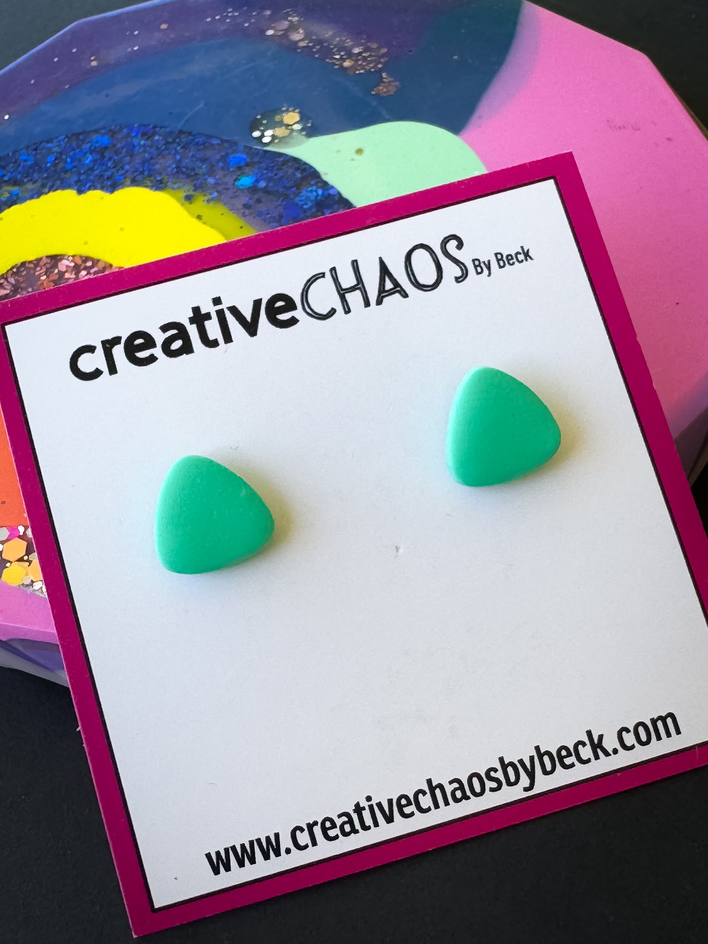 Rounded Triangle Midi Clay Stud Earrings (60)