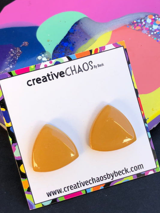 Chaos Gloss Rounded Triangle Stud (18)