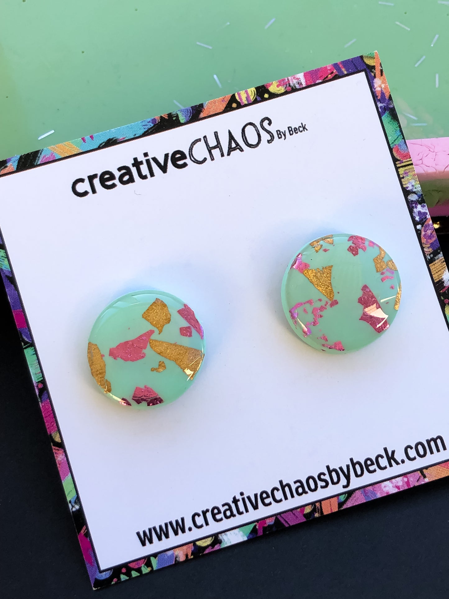 Clay + Foil + Resin Medium Stud (30)